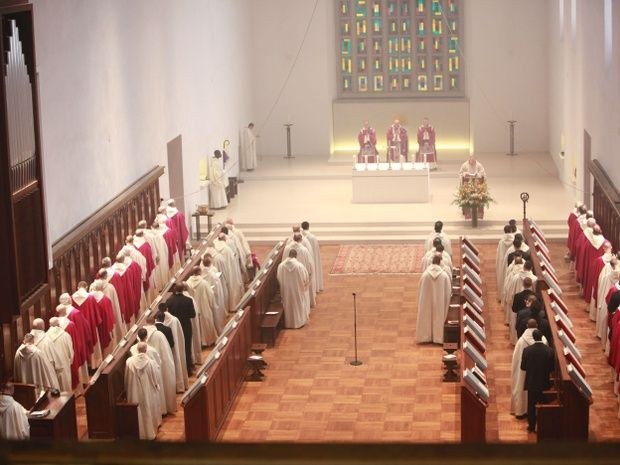 Sept-Fons-Eglise-Office-Messe